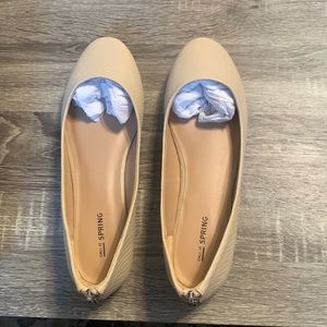 New Call it Spring flats